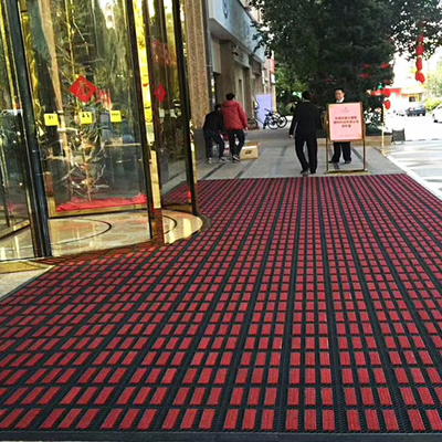 Red Nylon PA Commercial Entrance Mats Modular Interlocking Floor Tiles 200X200