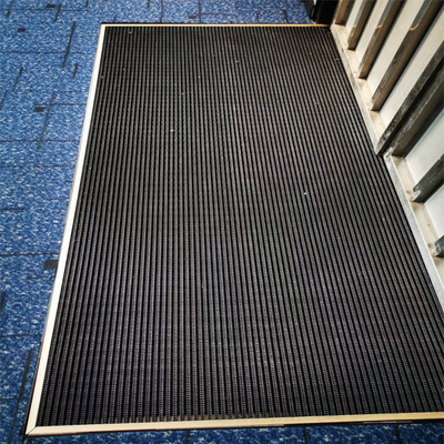 UV Resistant PVC Vinyl Grid Mat 90x120CM Anti Skid Matting